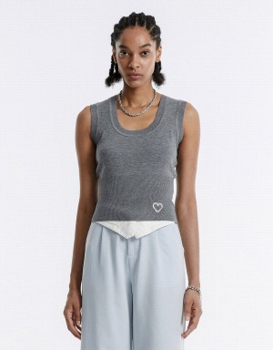 Women's Urban Revivo Heart Embroidery Tank Tank Top Grey | SBC10082RO