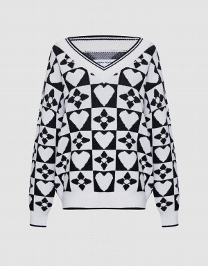 Women's Urban Revivo Heart & Checkered Pattern Sweaters Grey | XQG7281DO