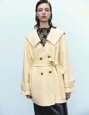 Women's Urban Revivo Sailor Collar Neck Straight Coats Yellow | QZA8044PC