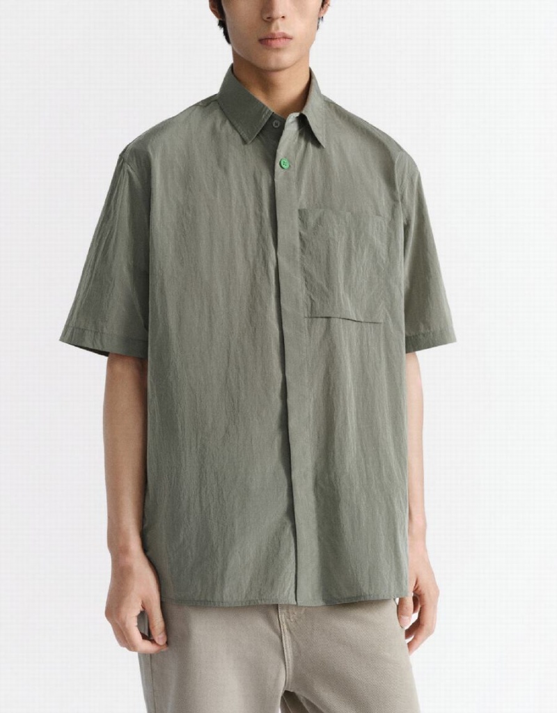 Men's Urban Revivo Button Up Straight Shirts Green | AQO9970FX