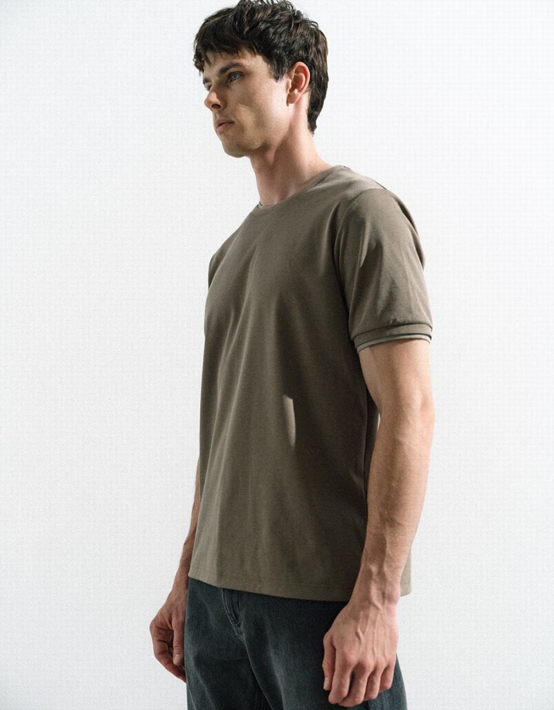 Men's Urban Revivo Crew Neck Straight T Shirts Khaki | FTG236SS