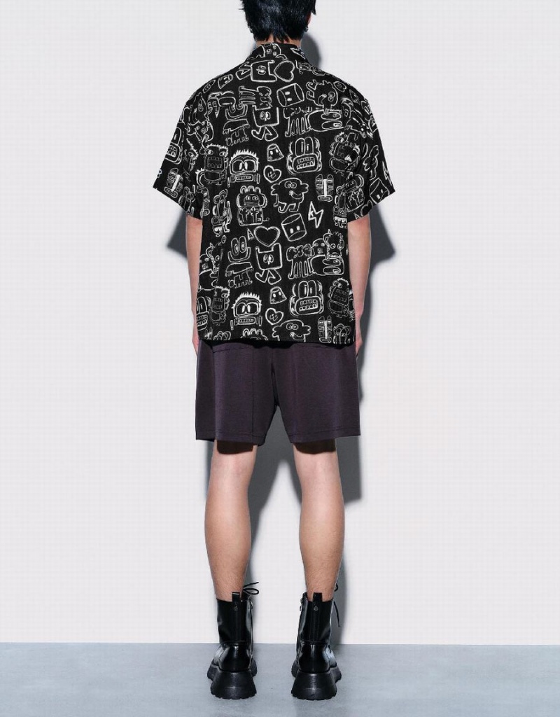 Men's Urban Revivo Graffiti Printed Oversized Shirts Black | XCS2780PA