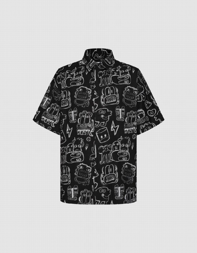 Men\'s Urban Revivo Graffiti Printed Oversized Shirts Black | XCS2780PA