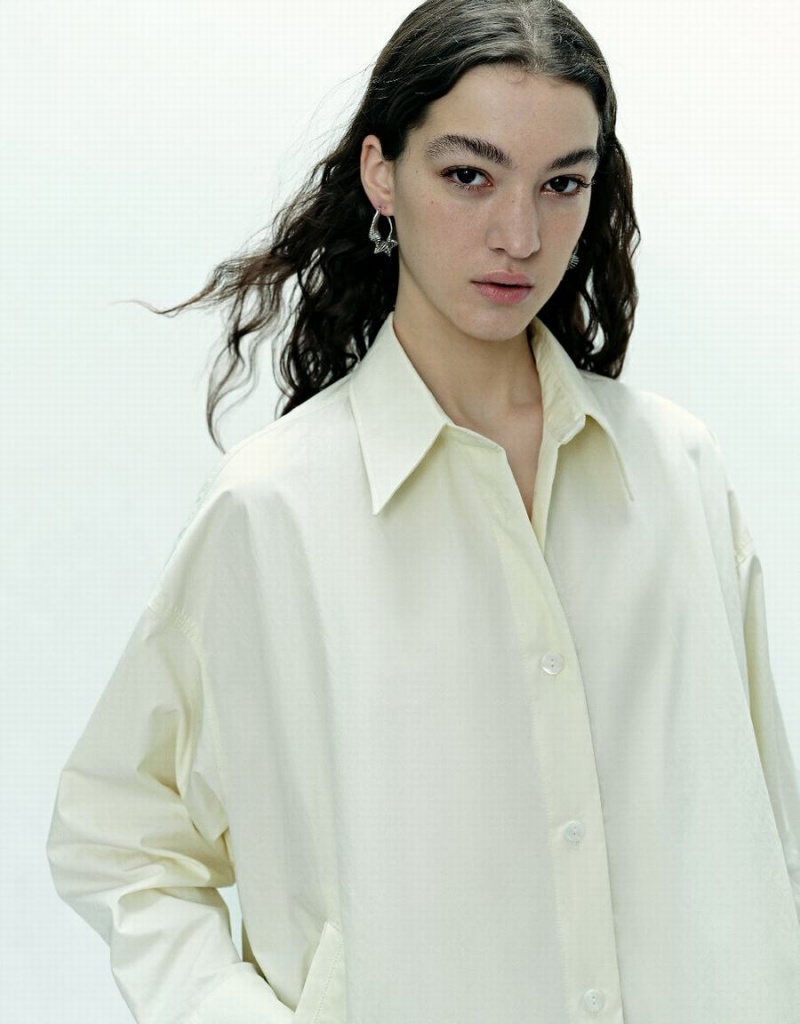 Women's Urban Revivo Button Up Straight Jackets White | WRA227JP