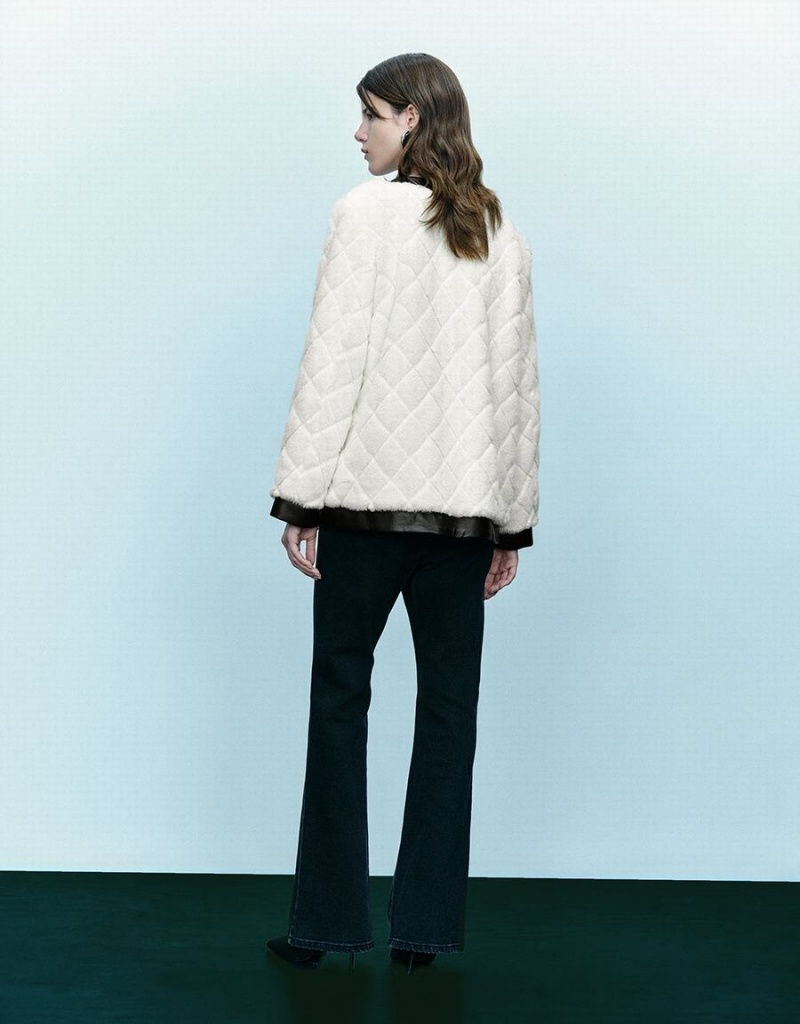 Women's Urban Revivo Crew Neck Straight Furry Coats White | WNA6257PY