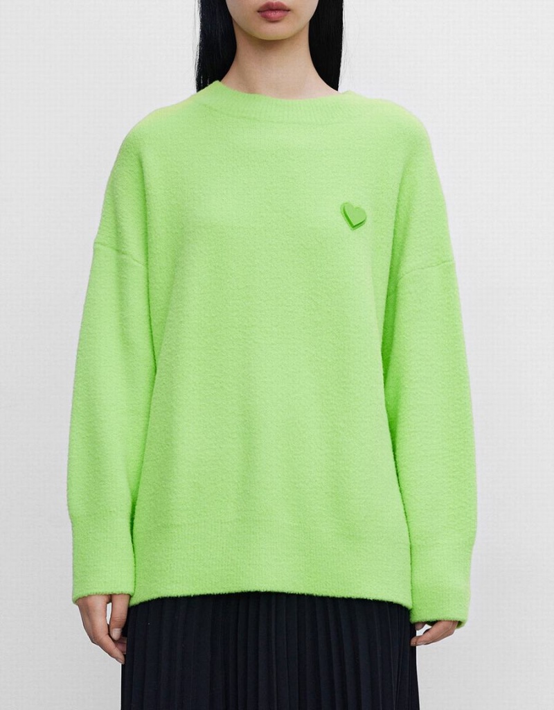 Women's Urban Revivo Heart Detail Oversized Sweaters Green | RAZ2759GV