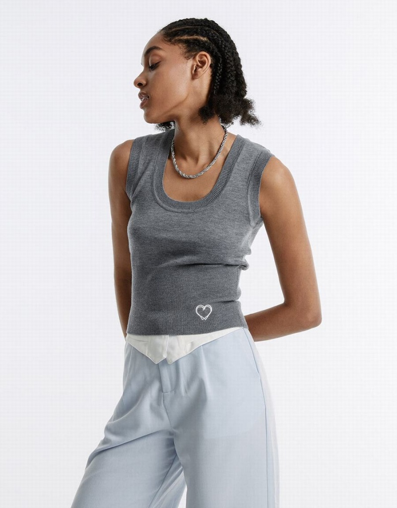 Women's Urban Revivo Heart Embroidery Tank Tank Top Grey | SBC10082RO