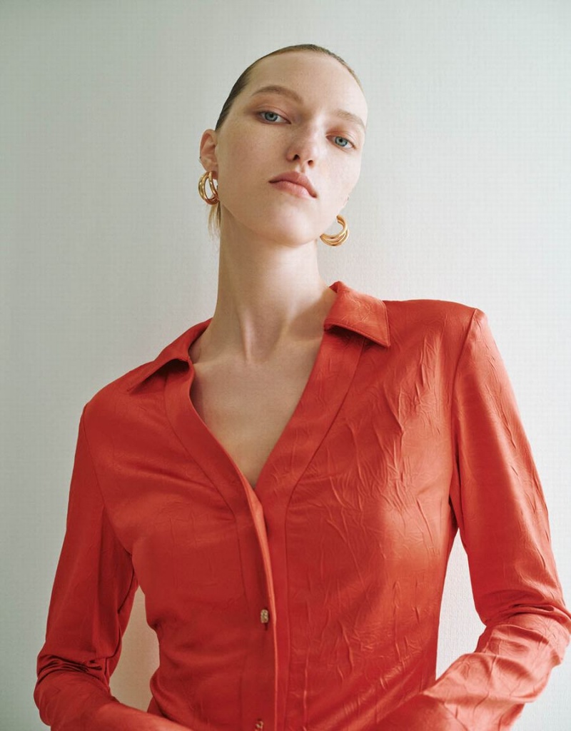 Women's Urban Revivo Skinny V-Neck Shirts Orange | ZYD5371RK